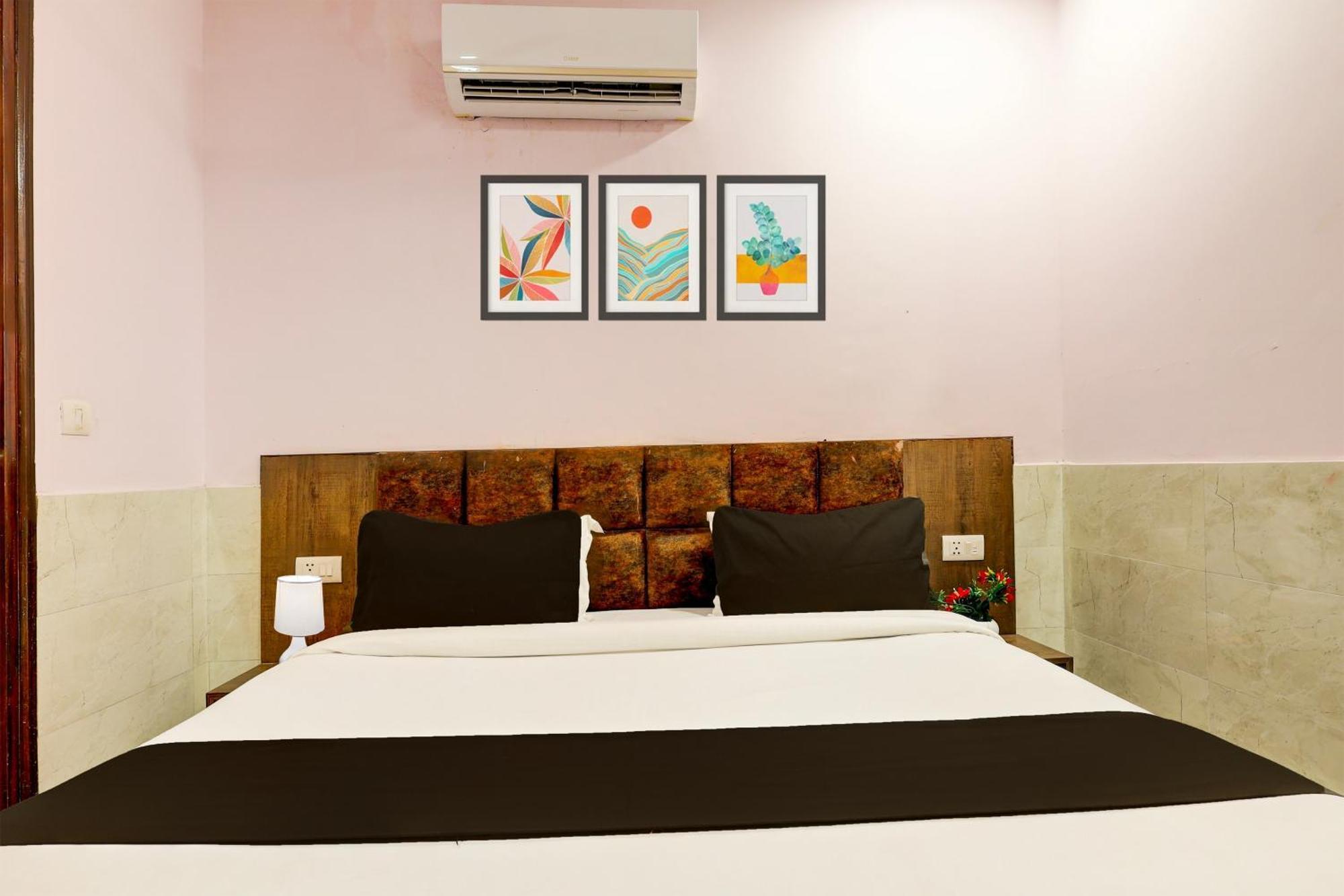 Super Hotel O Alipur Narela Εξωτερικό φωτογραφία